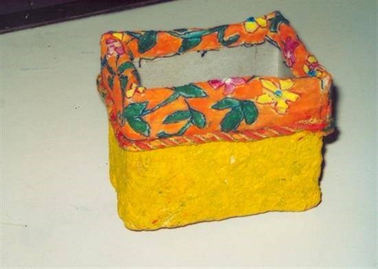 Pen Stand, painting by Gauri Ketkar